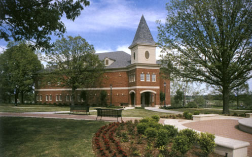 肯特是全美最大的地方性教育体系之一,在俄亥俄州规模前三.